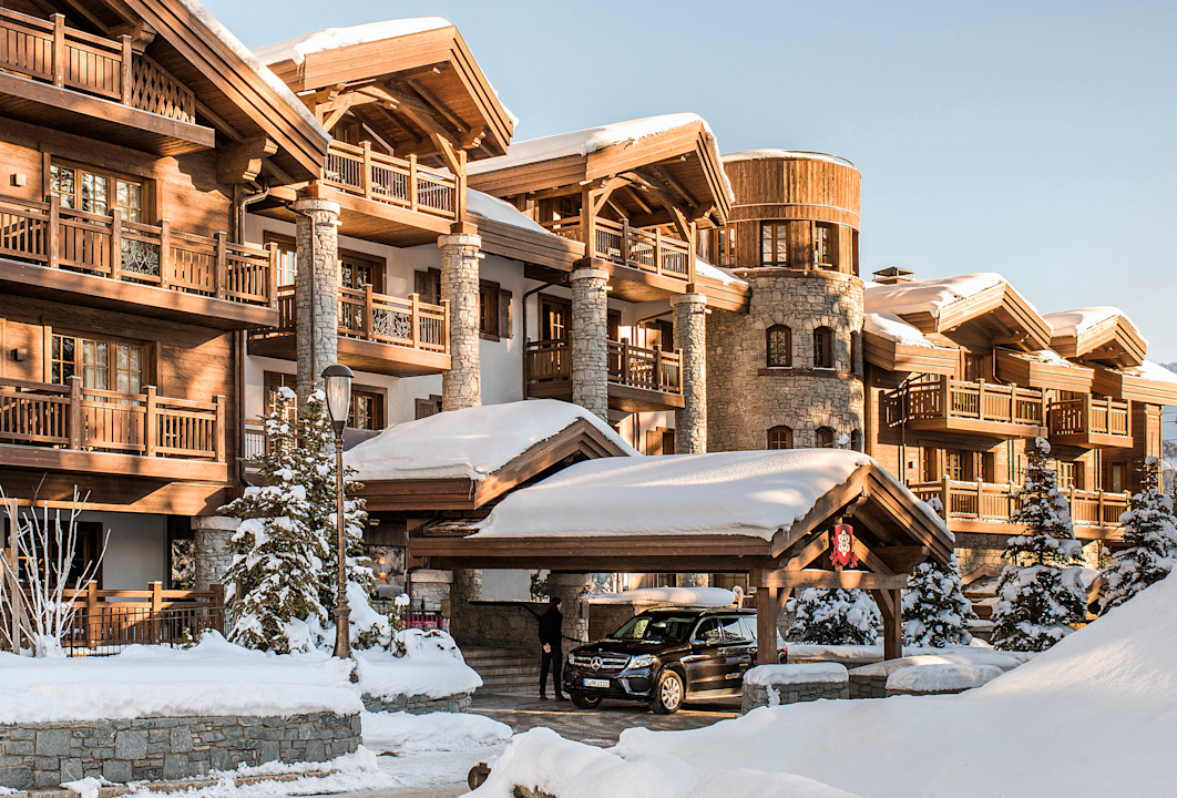 APG - Main entrance cut