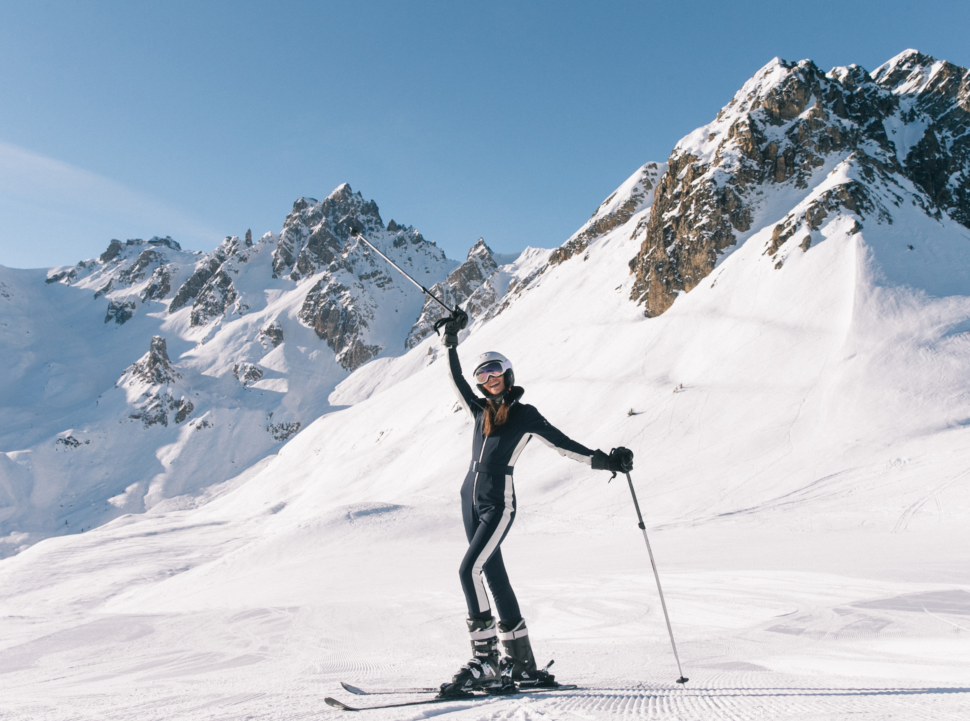 APG - Skier ob the slopes