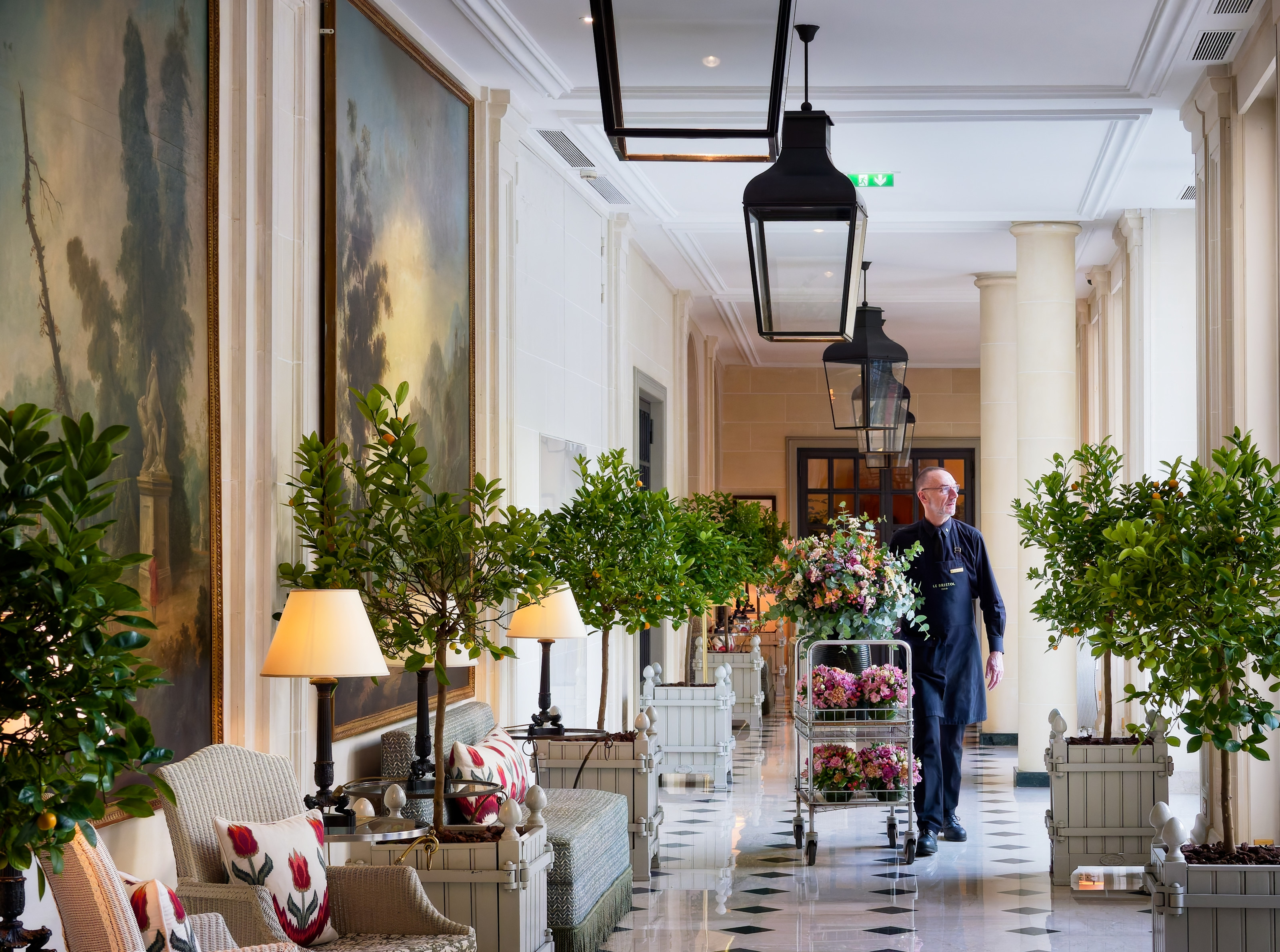 LBP - Hallway - Flowers