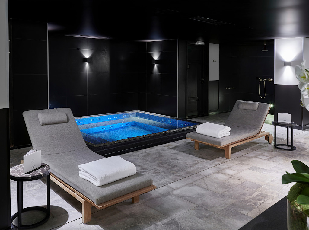 APG - Whirlpool bath